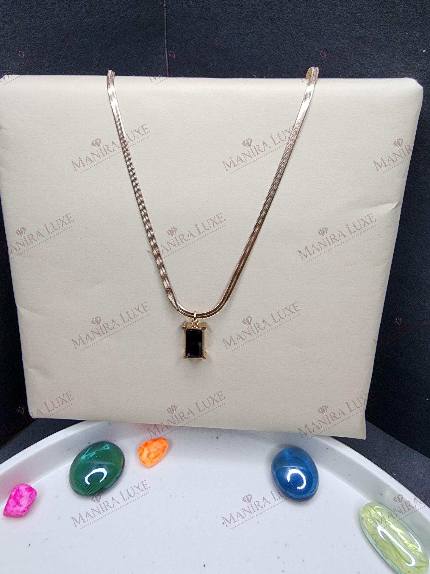 FOREST GLIMMER GOLD NECKLACE