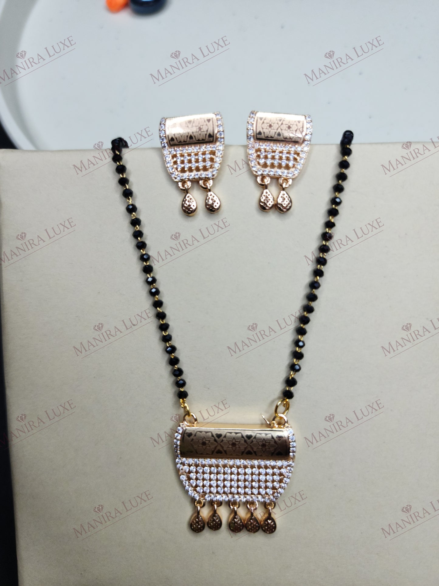 CURVILINEAR RADIANCE ROSE GOLD MANGALSUTRA