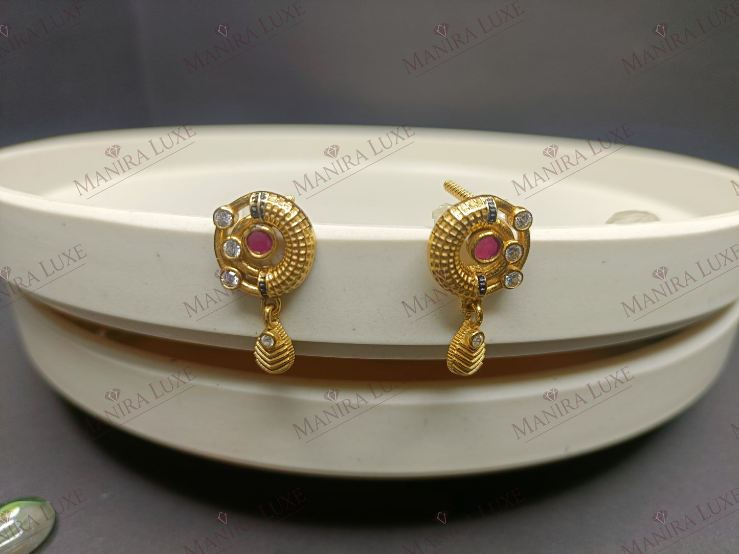 ORBIT BRASS GOLD PENDANT & EARRING SET