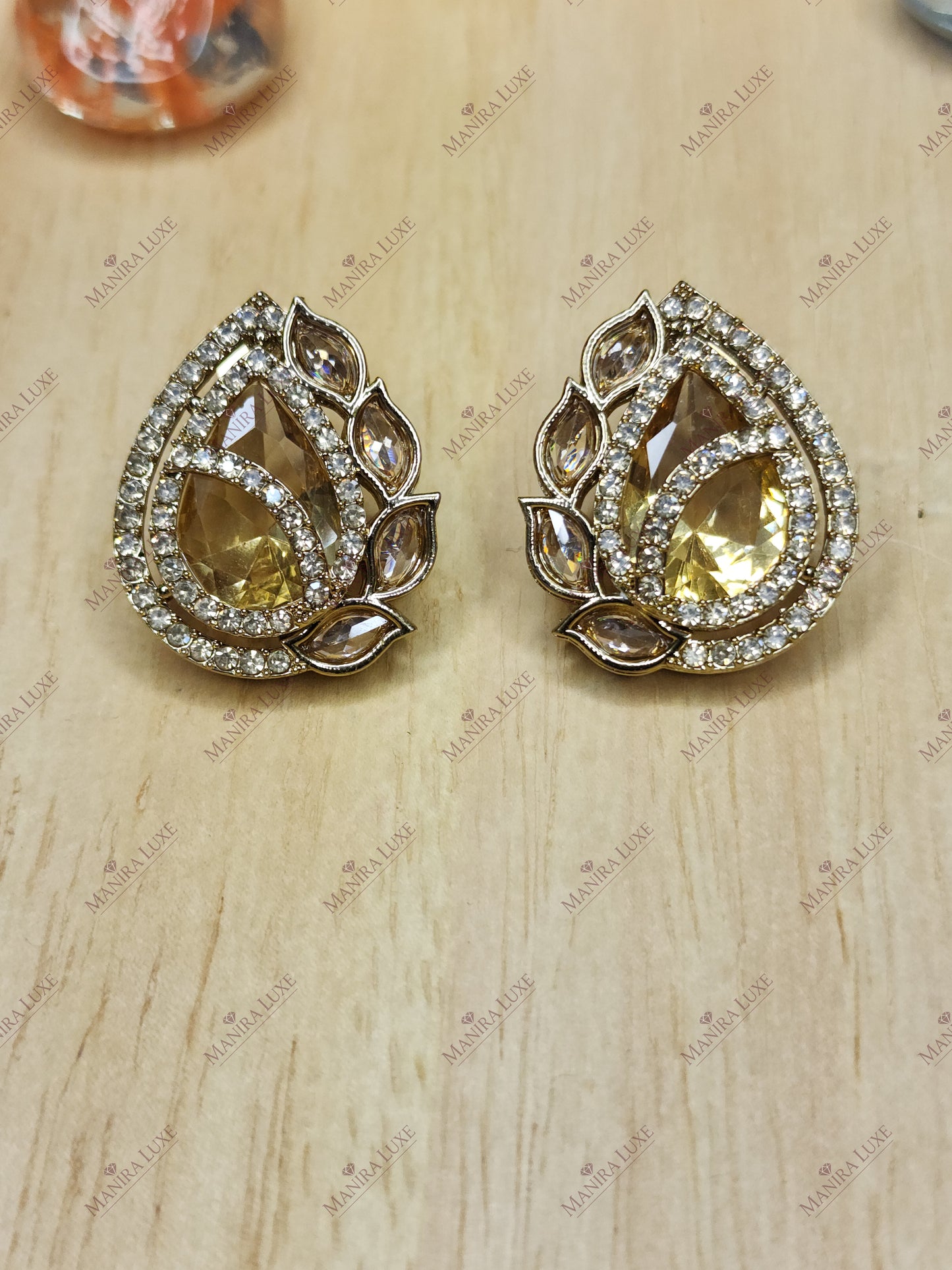 THE WILLOW BLOOM GOLD EARRINGS