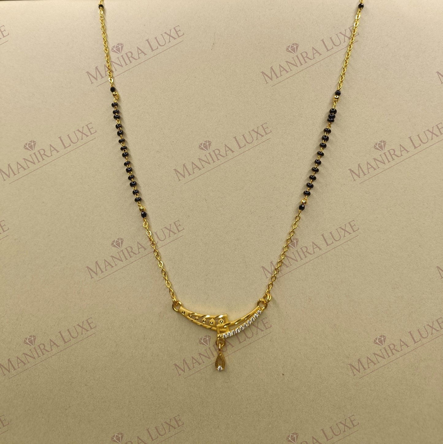 THE CRESCENT CURVE GOLD SHORT MANGALSUTRA