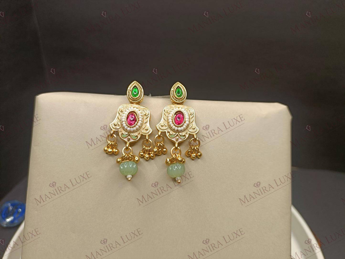 GOLDEN PADMINI CHOKER STYLE NECKLACE & EARRING SET
