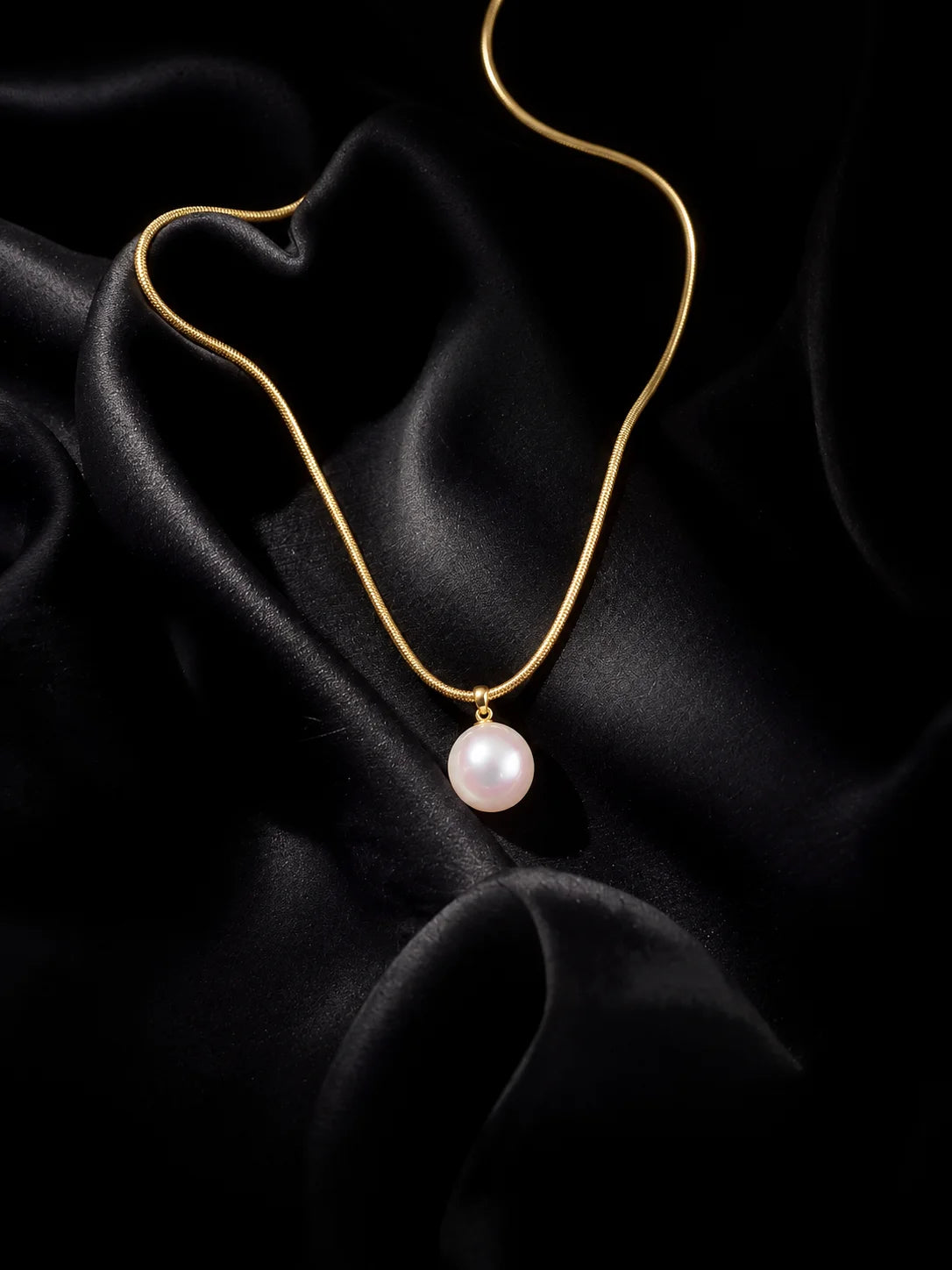 Delicate Gold Chain with Oval Pearl Pendant