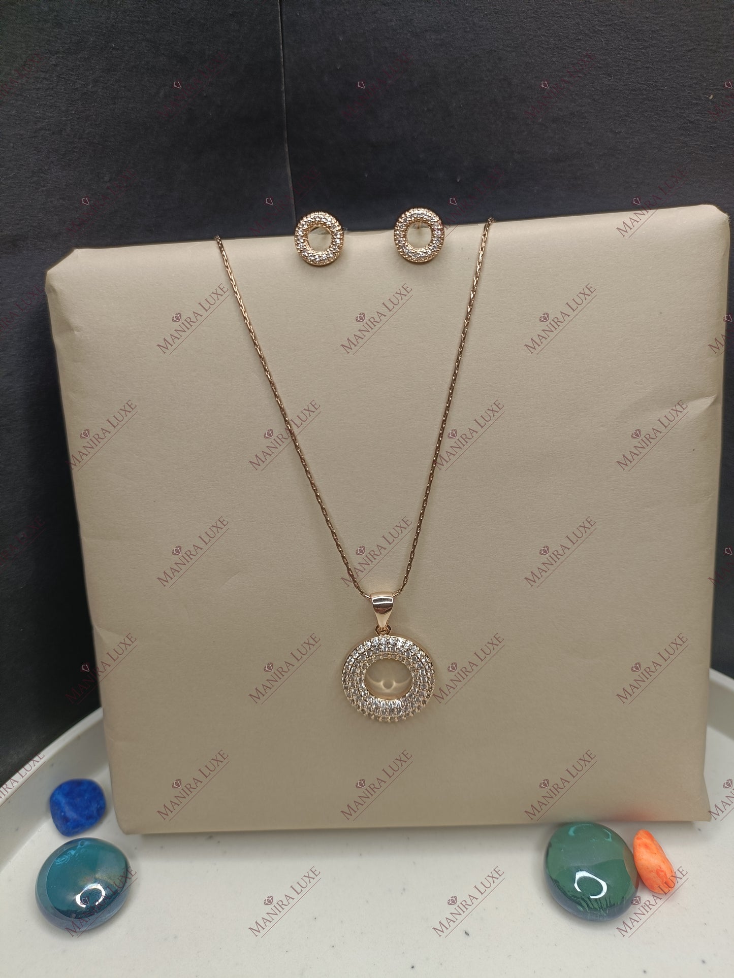 CIRCLE OF SPARKLE ROSE GOLD NECKLACE WITH EARRINGS