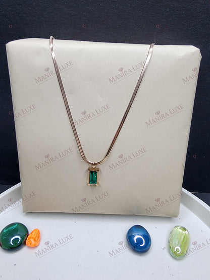 FOREST GLIMMER GOLD NECKLACE