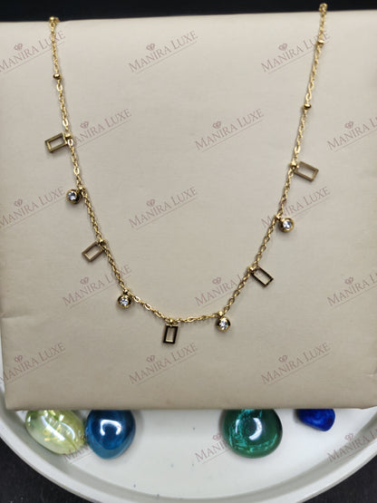 THE LINEAR LUXE GOLD NECKLACE