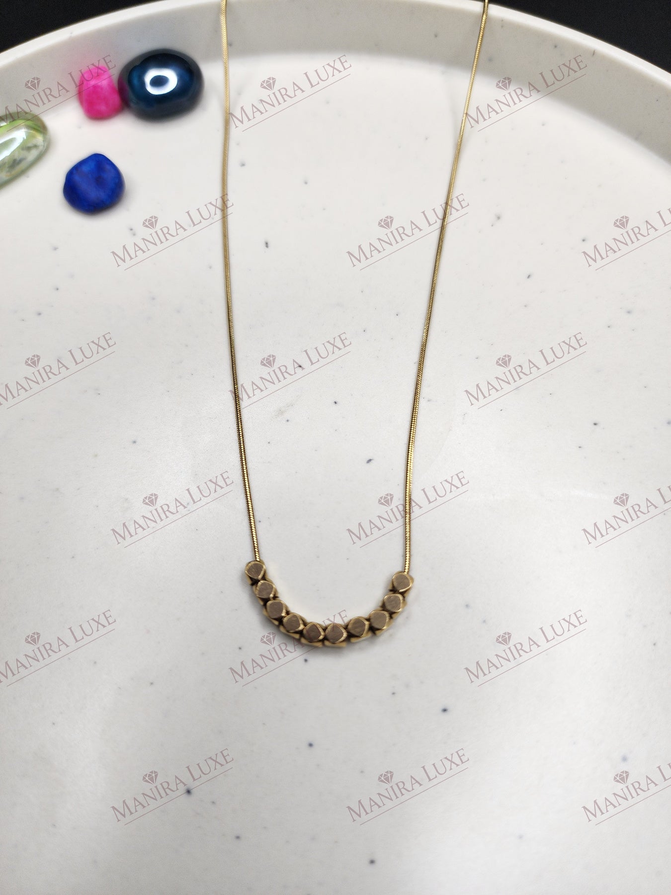 LUMINOUS GEOMETRY GOLD NECKLACE