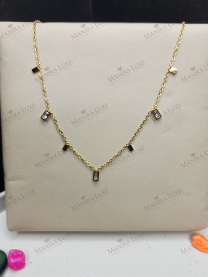 PRISM PATH GOLD NECKLACE