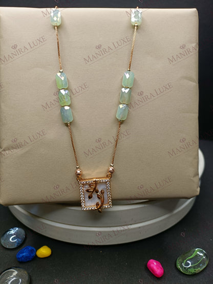 THE QUADRA PENDANT MOP ROSEGOLD NECKLACE