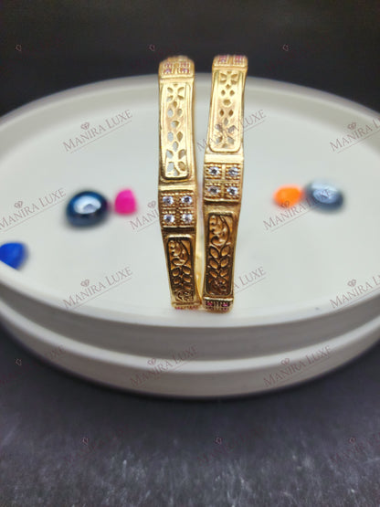 LATTICE BLOOM GOLD BANGLES