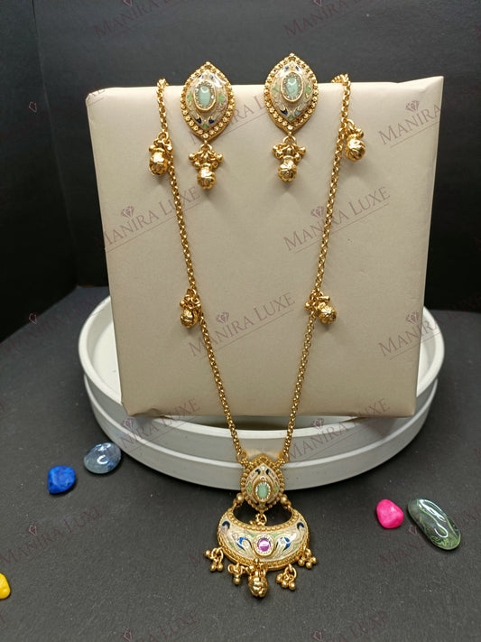 CHANDRIKA BRASS GOLD ANTIQUE NECKLACE & EARRING SET