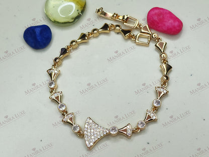STELLAR CREST GOLD BRACELET