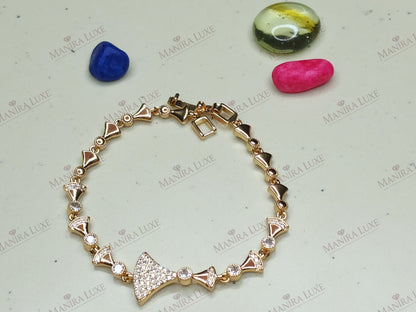 STELLAR CREST GOLD BRACELET