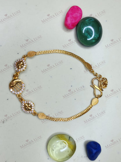 VEDIC VINE  GOLD BRACELET