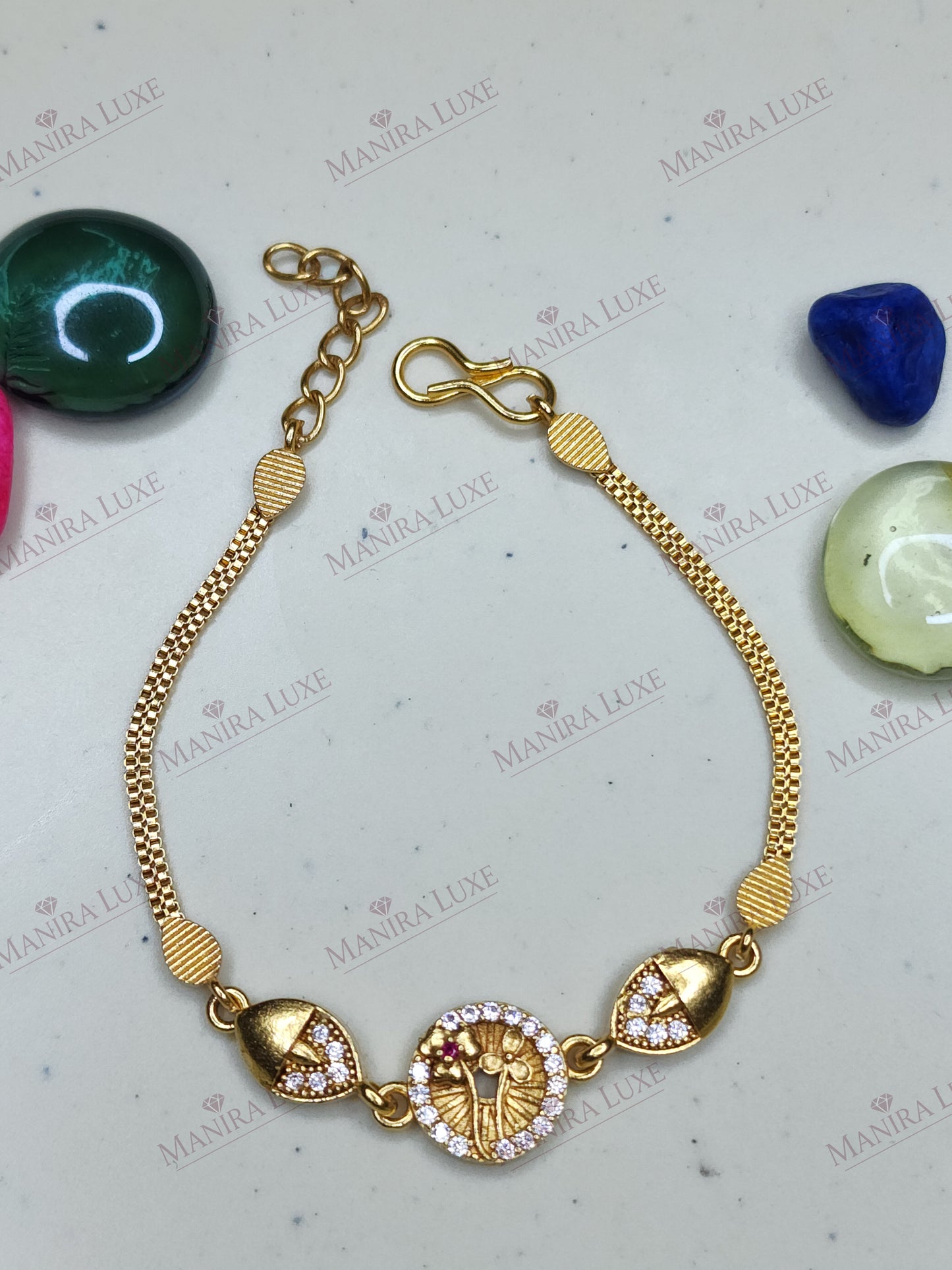 HONEYCOMB LINK GOLD BRACELET