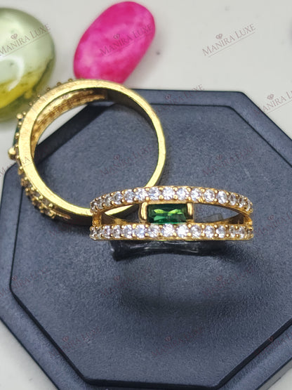 TWIN-FLAME EMERALD GOLD RING