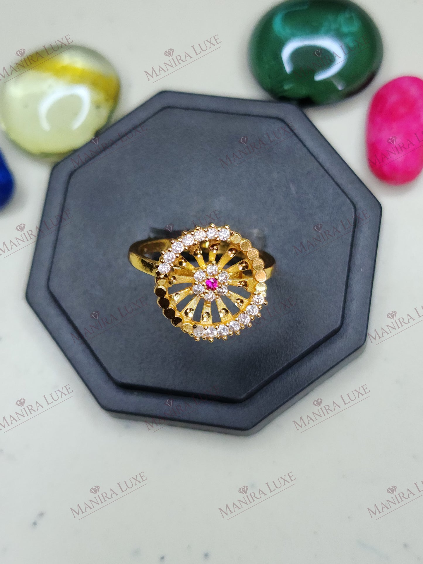 SOLARIS GOLD RING
