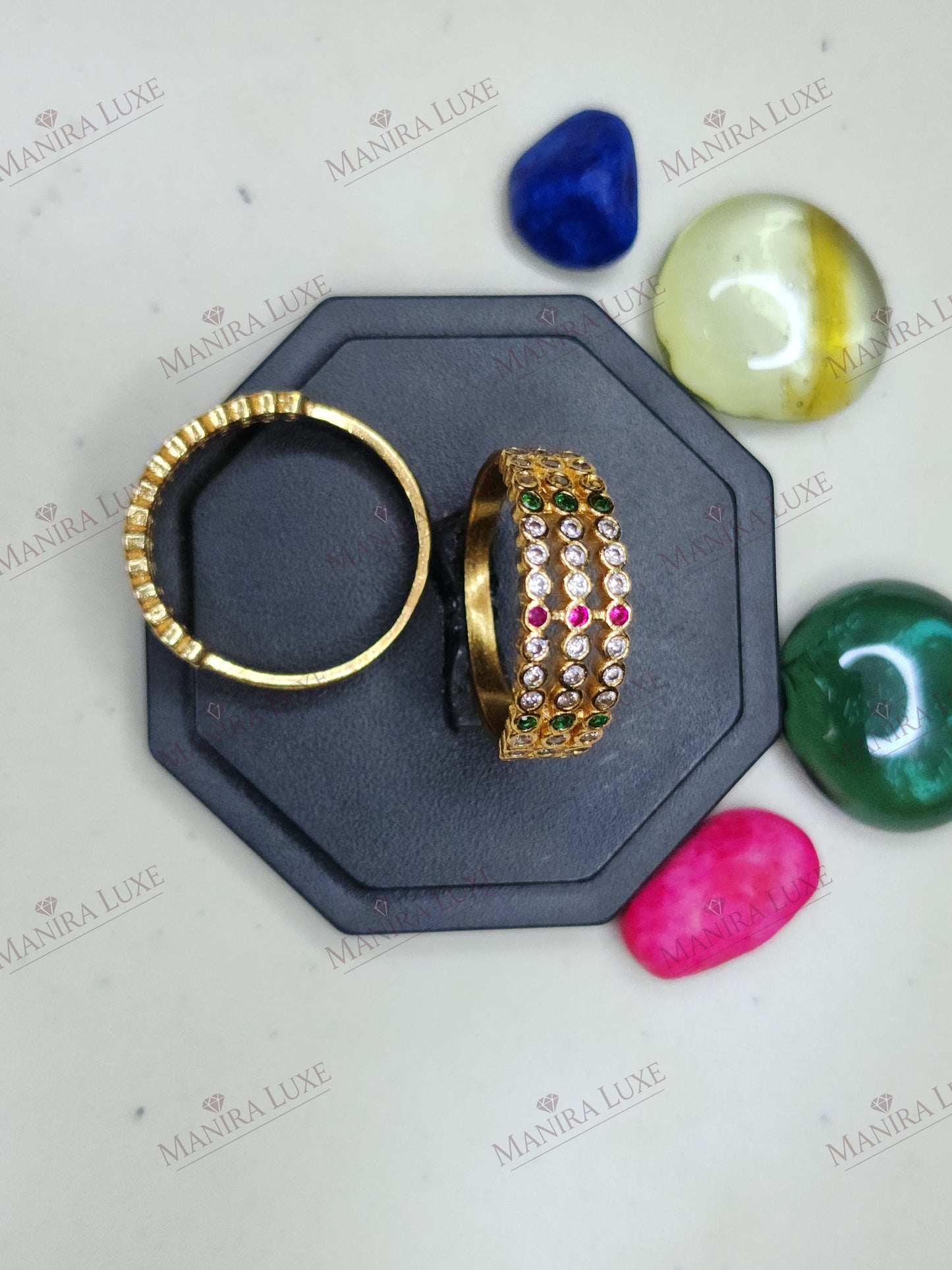 THE TRINITY BAND GOLD RING