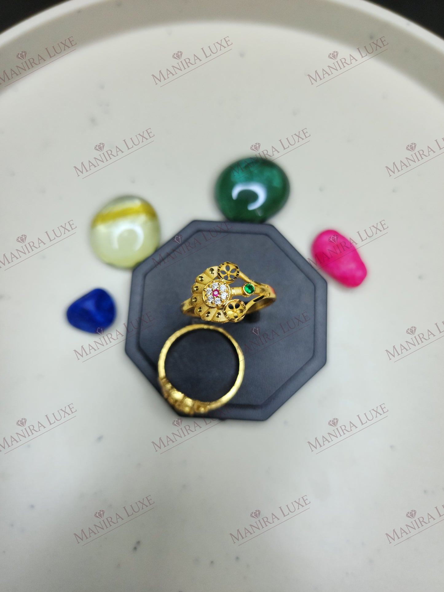 EMERALD PETAL ORBIT GOLD RING