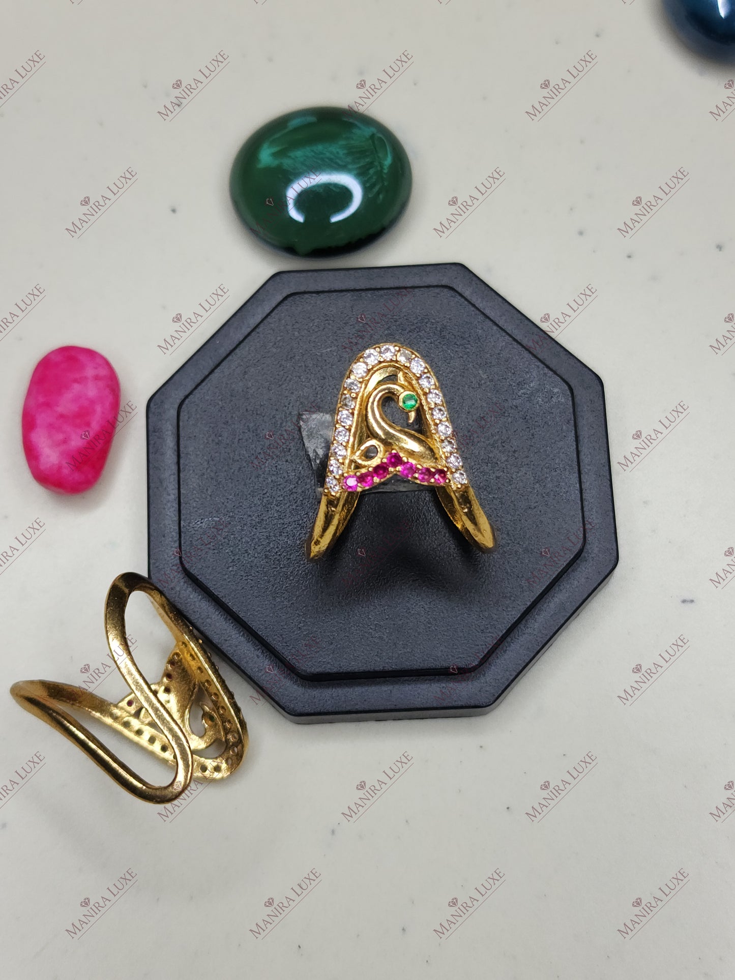 MAYURA ARCH GOLD RING