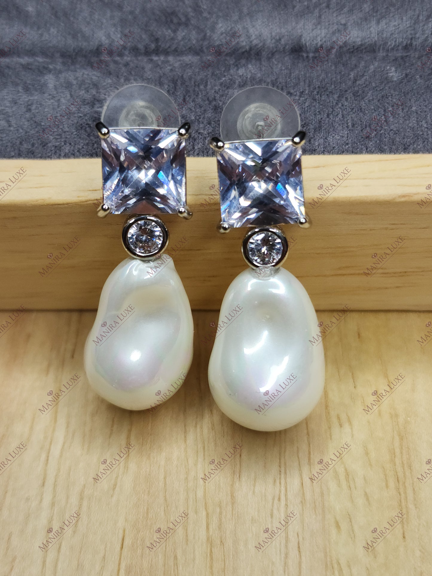 PRISM &PEARL EARRINGS