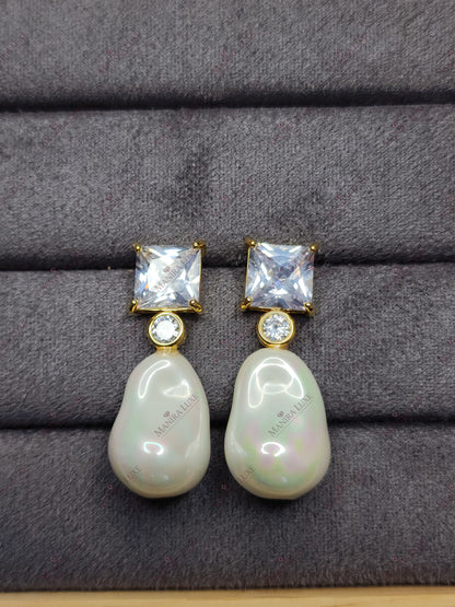 PRISM &PEARL EARRINGS