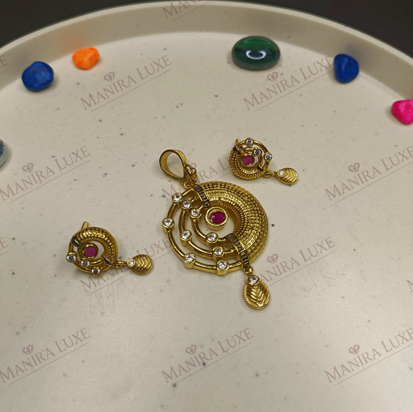 ORBIT BRASS GOLD PENDANT & EARRING SET
