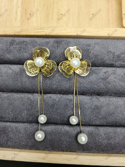 SOLAR FLORA TASSELS GOLD EARRINGS