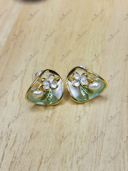 PETALS IN PROSE GOLD EARRNGS