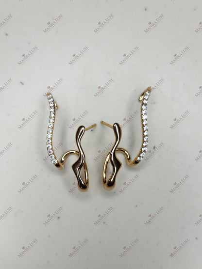STAR-DUST STREAM GOLD EARRING