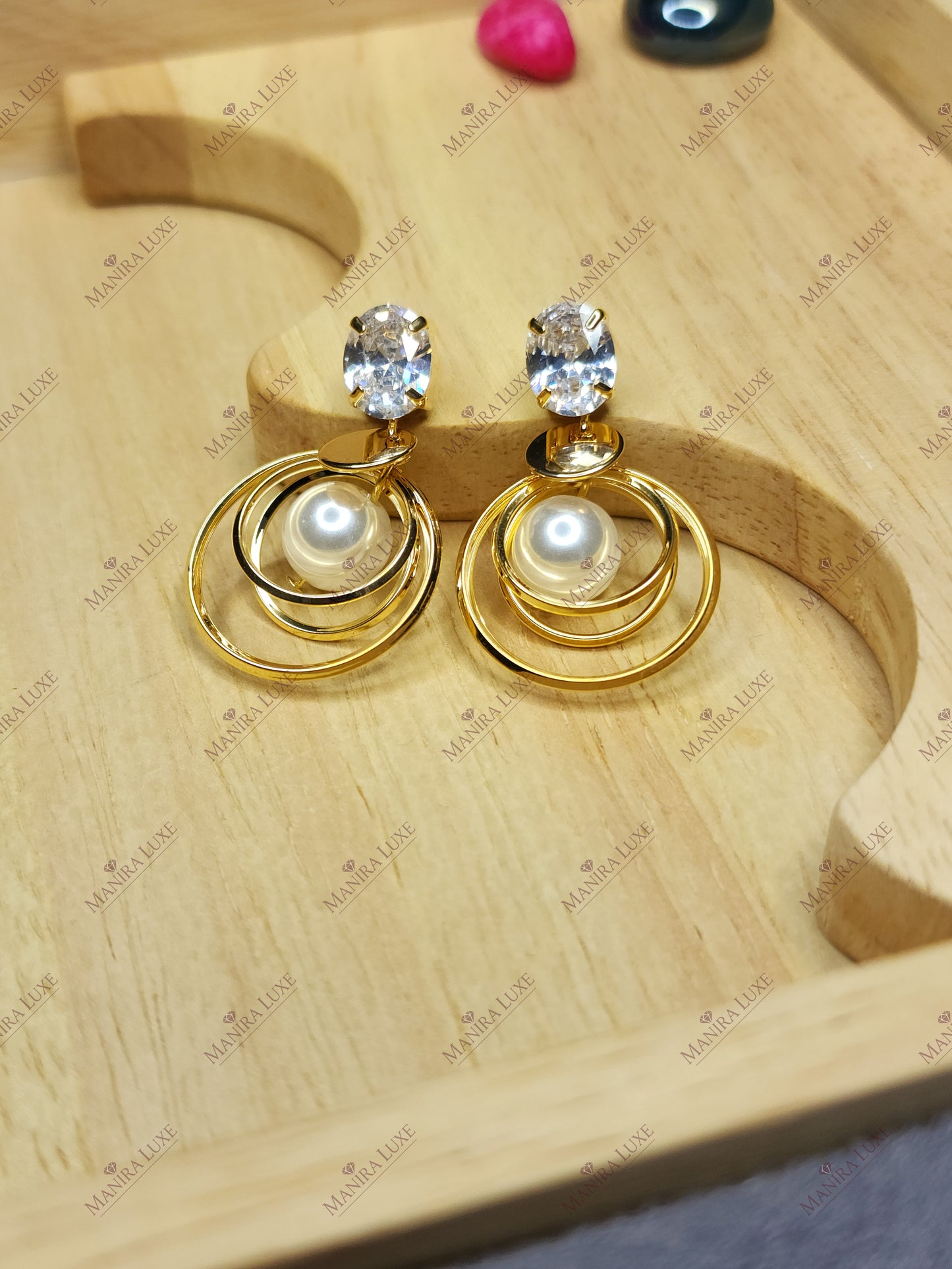 STELLAR HALO GOLD EARRING