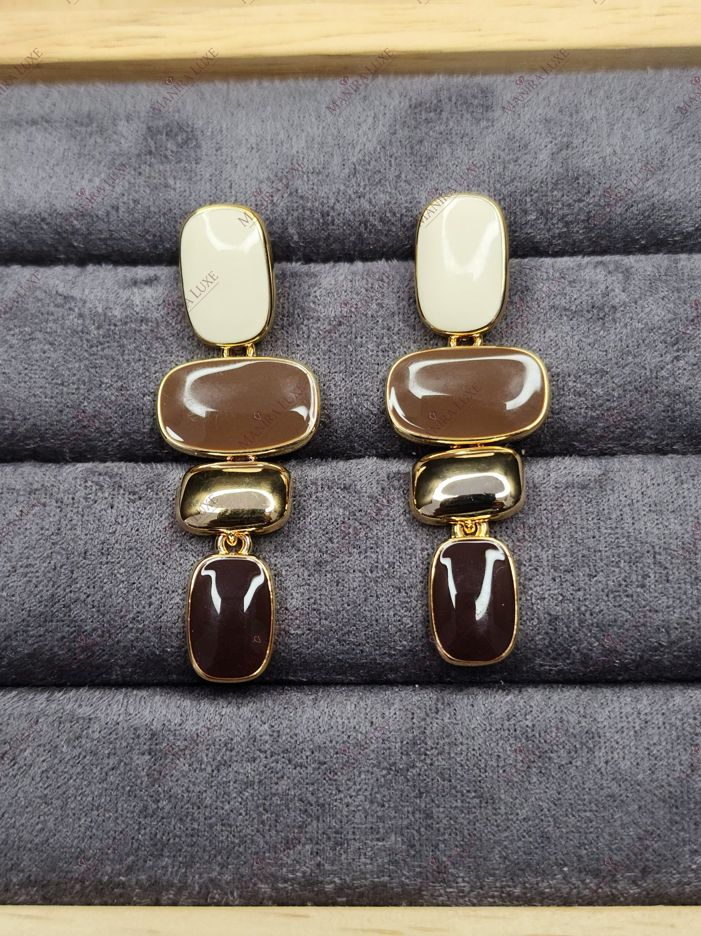 MACCHIATO TIERS GOLD EARRINGS