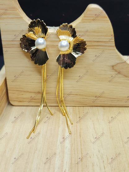GOLDEN NACRE DROPS GOLD EARRINGS