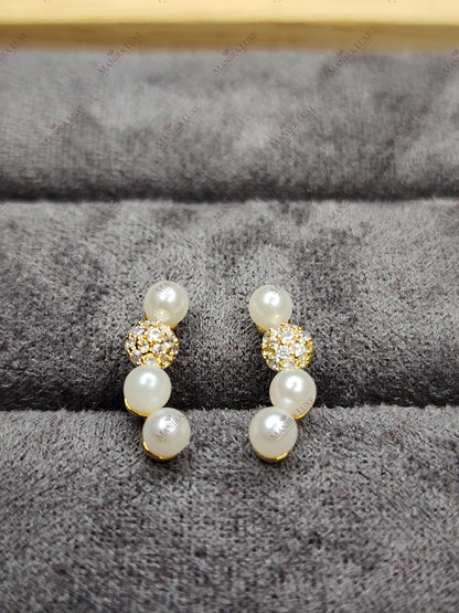 STELLAR VINE GOLD EARRINGS