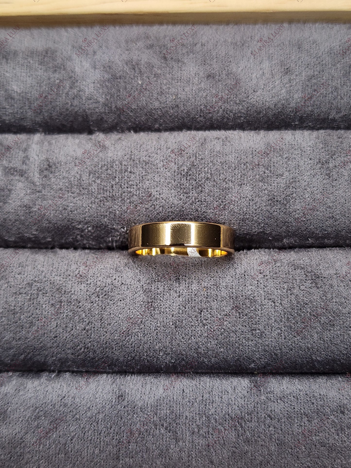 LUMINA FLAT GOLD RINGS
