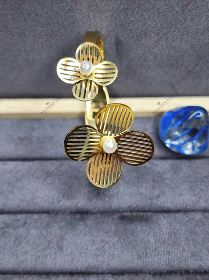PETAL & PEARL LATTICE GOLD BRACELET