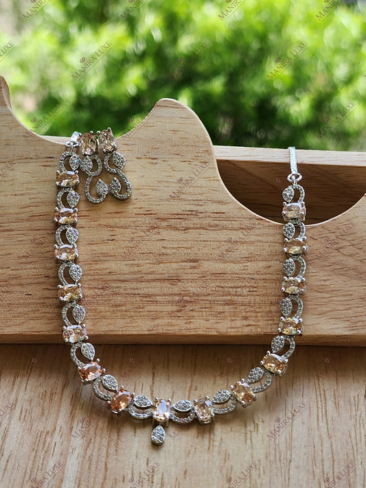 SERPENTINE SHIMMER SILVER NECKLACE WITH EARRINGS