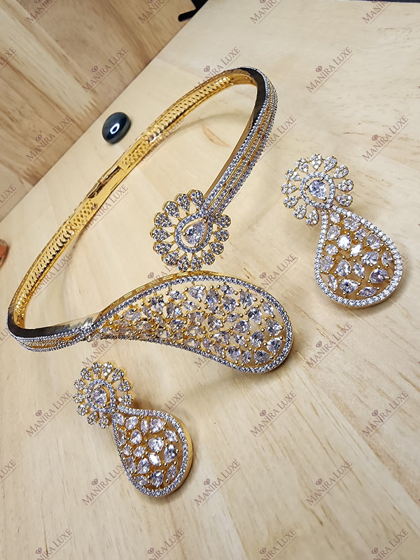 Necklace & Earring Set