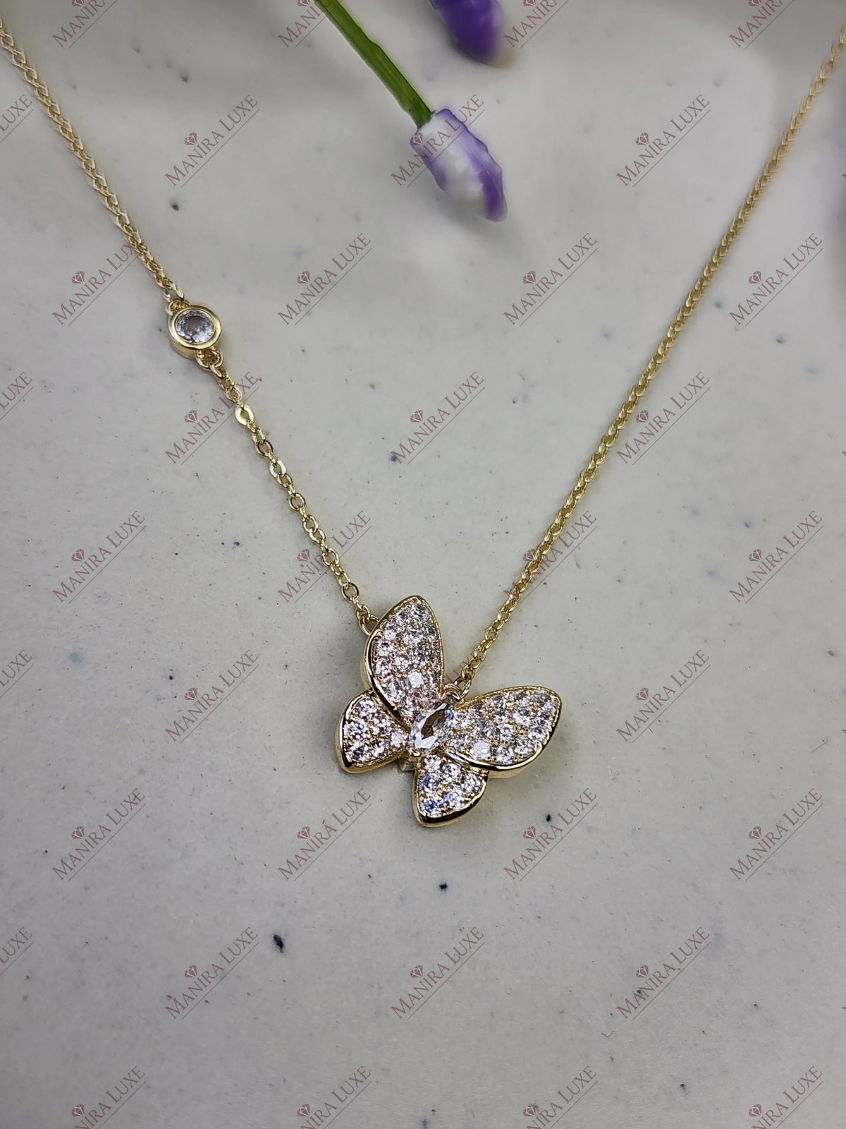 AERO PAVE FLY GOLD NACKLACE