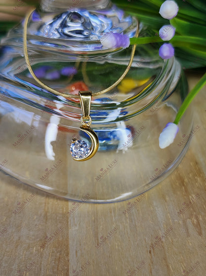 LIQUID MOONBEAM GOLD NECKLACE