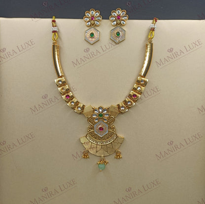 THE DECCAN DESIGNER GOLD CHOKER STYLE NECKLACE & EARRING SET