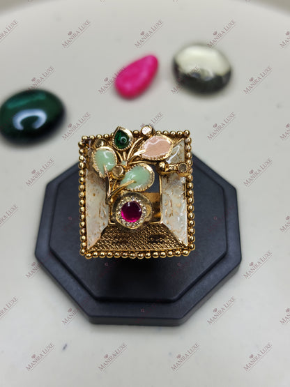 SQUARE SOLITAIRE GOLD FREE SIZE RING